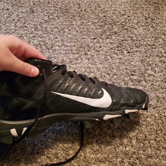 nike black football cleats - Picture 4 of 6